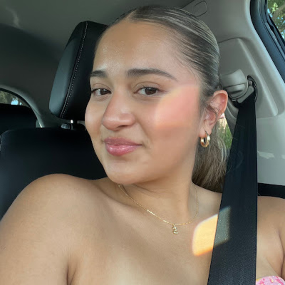 Meet your Posher, Sofia